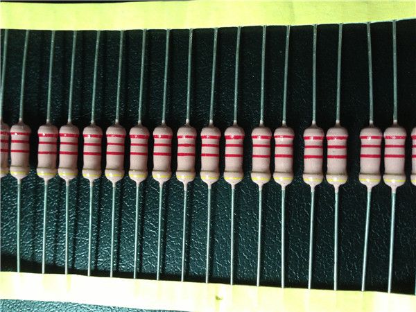 玻璃釉电阻器 1W 1％  IMG_6716